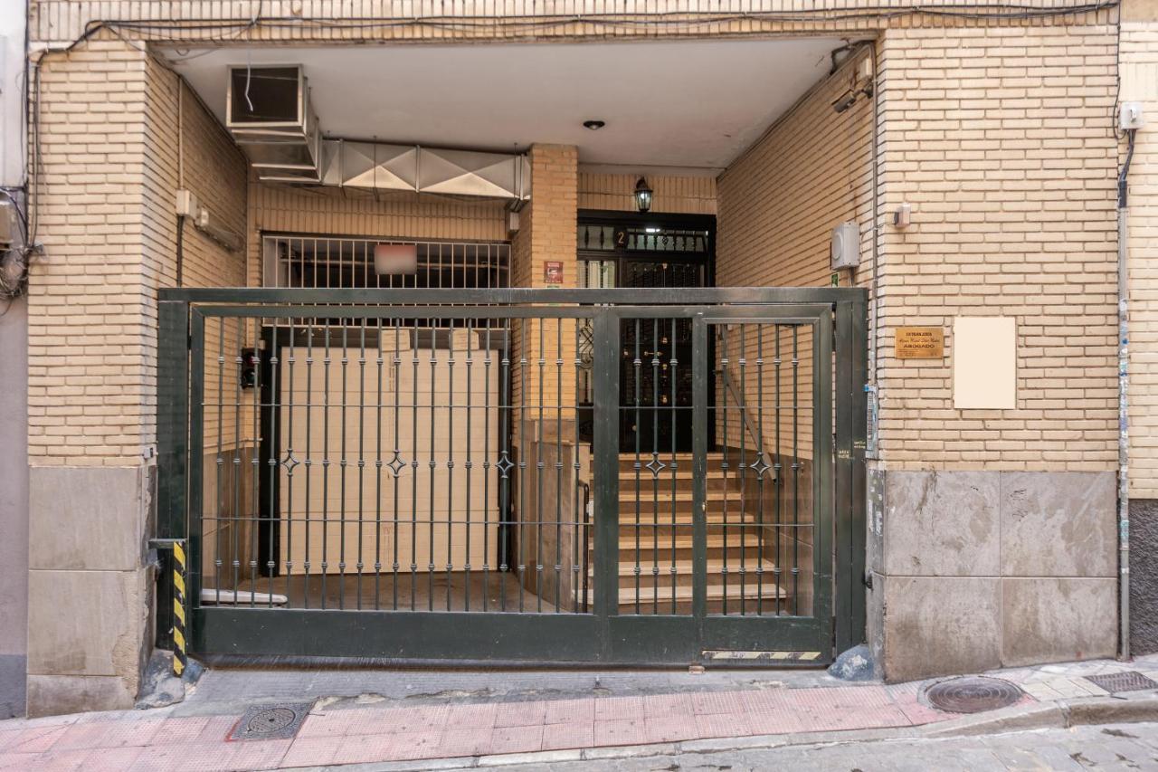 Expoholidays - Centrico Piso Parking Incluido Calle Alvaro Bazan Granada Exterior foto
